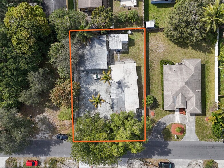 More Photos Of 633 NW 15th Ave, Fort Lauderdale Multifamily For Sale