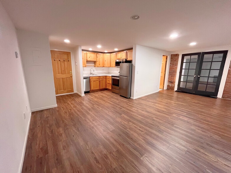 More Photos Of 2033 11th St, Boulder Office For Sale