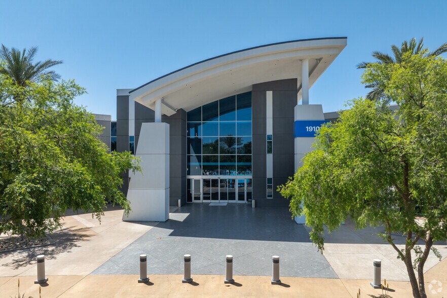 More Photos Of 1910 S Stapley Dr, Mesa Medical For Lease