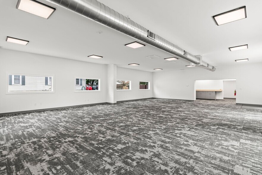 More Photos Of 720 South Grand Ave W, Springfield Office For Sale