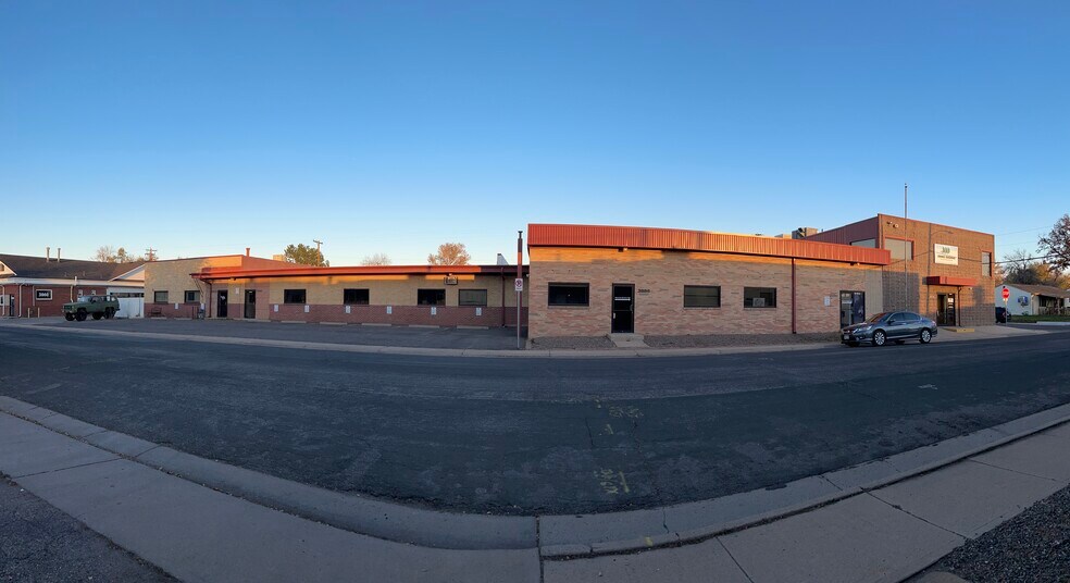 More Photos Of 3878-3898 S Jason St, Englewood Warehouse For Sale