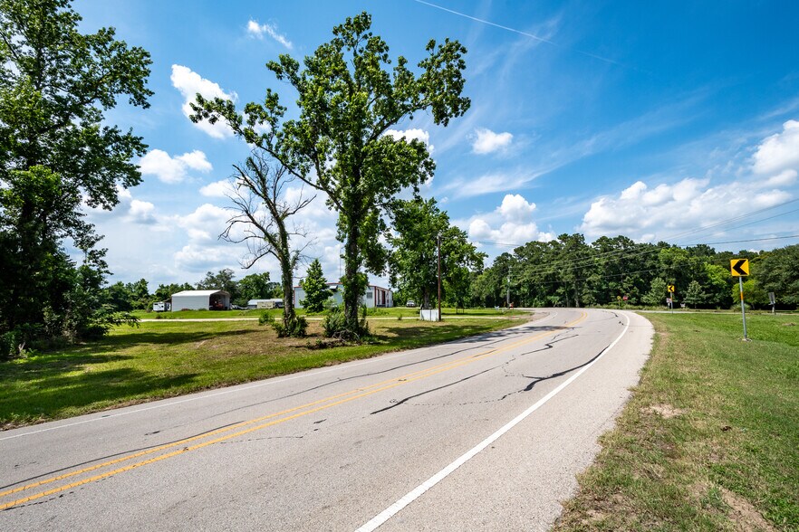 More Photos Of 7820 FM 1010 Rd, Cleveland General Retail For Sale