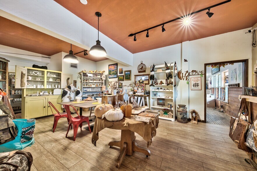 More Photos Of 290 Old Pony Express Trl, Markleeville Storefront Retail Residential For Sale