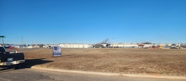 More Photos Of 1101 SE Interstate Dr, Lawton Land For Sale
