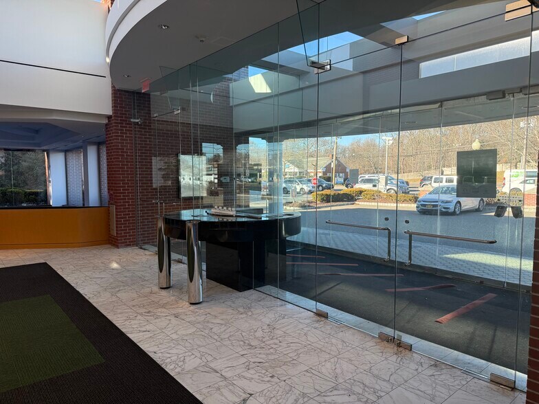More Photos Of 2822 Middle Country Rd, Lake Grove Freestanding For Lease