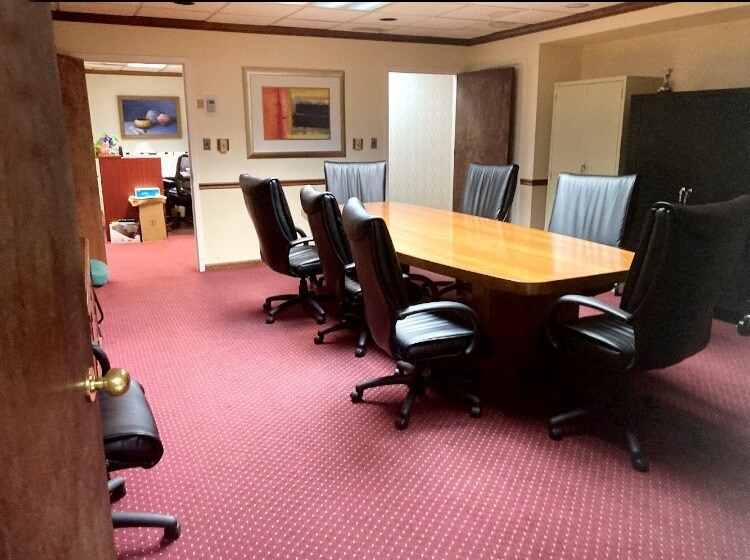 More Photos Of 1900 John Hanson Ln, Oxon Hill Bank For Sale