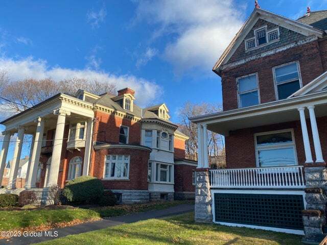 More Photos Of 123 Guy Park Ave, Amsterdam Office For Sale