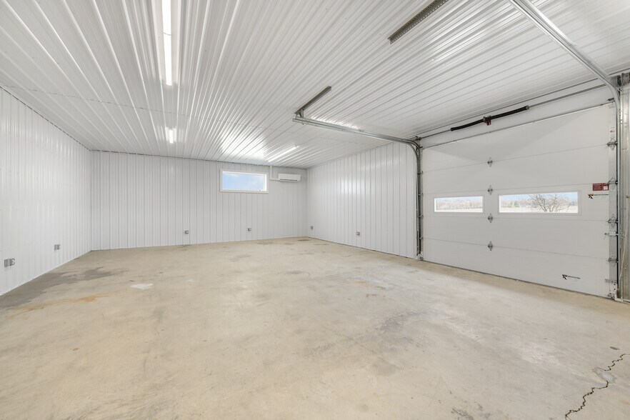 More Photos Of 1230 Maidencreek rd, Fleetwood Warehouse For Lease