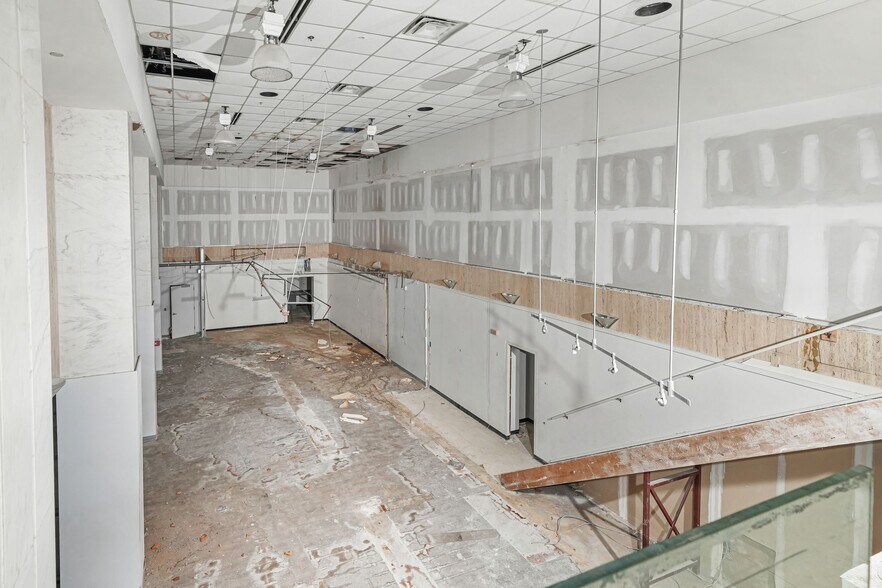 More Photos Of 20 Marietta St NW, Atlanta Apartments For Sale