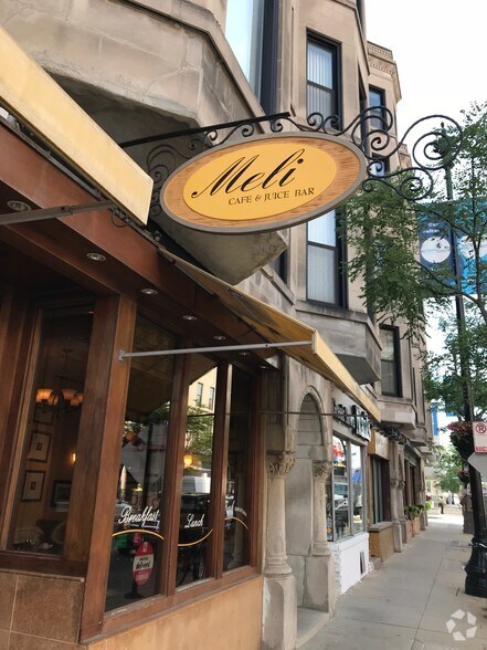 More Photos Of 301-315 S Halsted St, Chicago Apartments For Lease