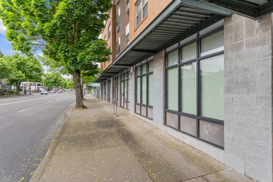 More Photos Of 2030 NE Martin Luther King Jr Blvd, Portland Office For Lease