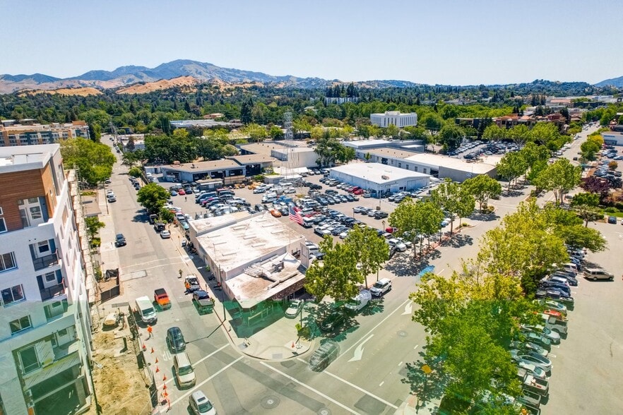 1890 N Main St, Walnut Creek, CA 94596 Auto Dealership For Sale