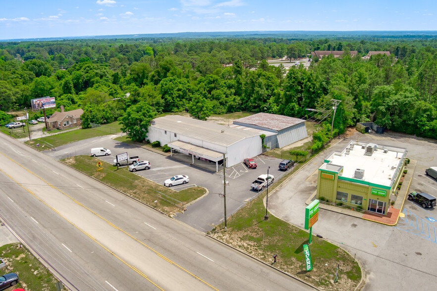 More Photos Of 4431 Augusta Rd, Lexington Light Distribution For Sale