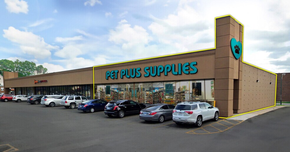 More Photos Of 3000-3026 N Ashland Ave, Chicago Unknown For Lease