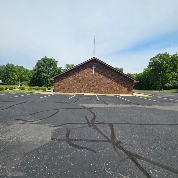 More Photos Of 1000 N 42nd St, Mount Vernon Religious Facility For Sale