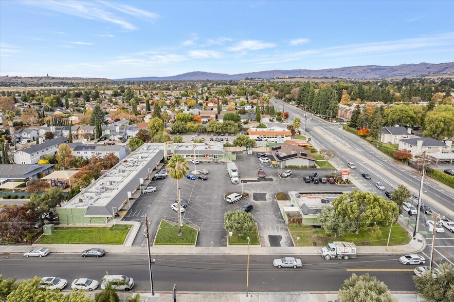 Primary Photo Of , San Jose General Retail For Sale