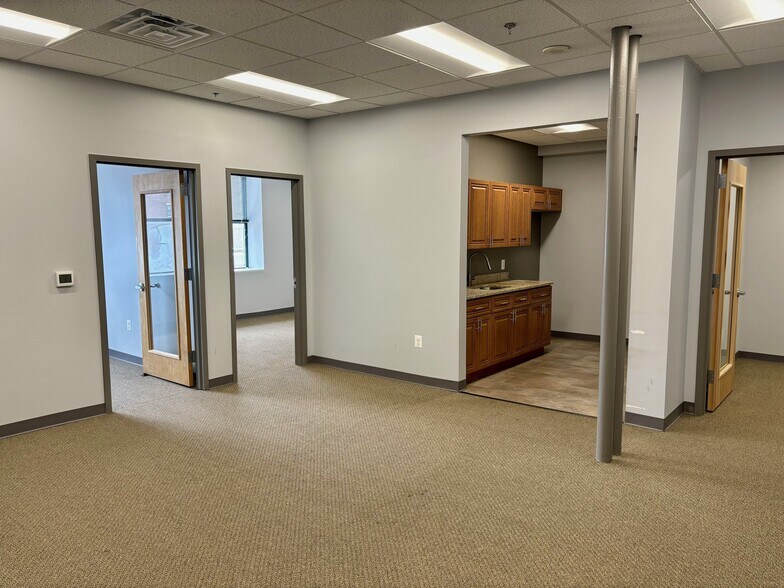 More Photos Of 718-720 Arch St, Philadelphia Office For Lease