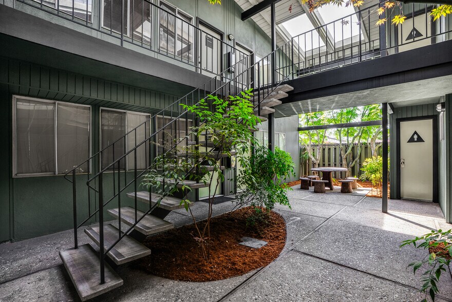 More Photos Of 3000 Cleveland Ave, Santa Rosa Office For Sale