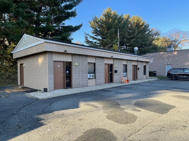 More Photos Of 1505 Parkway Ave, Ewing Storefront Retail Office For Sale