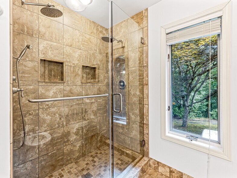 More Photos Of 703 Crestview Dr, Leicester Land For Sale