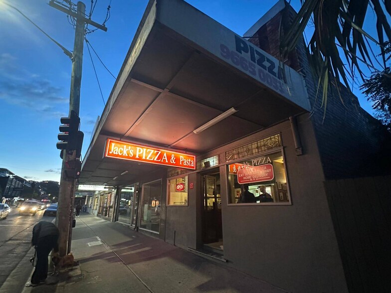 Primary Photo Of 132 Coogee Bay Rd, Coogee Restaurant For Lease
