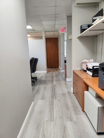 More Photos Of 5100 W Copans Rd, Margate Office For Lease