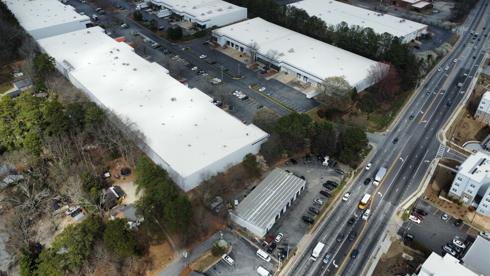 More Photos Of 5470 Buford Hwy, Norcross Freestanding For Sale