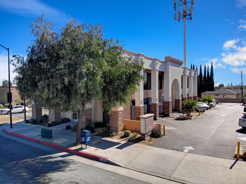 More Photos Of 8780 Valley Blvd, Rosemead Office For Lease