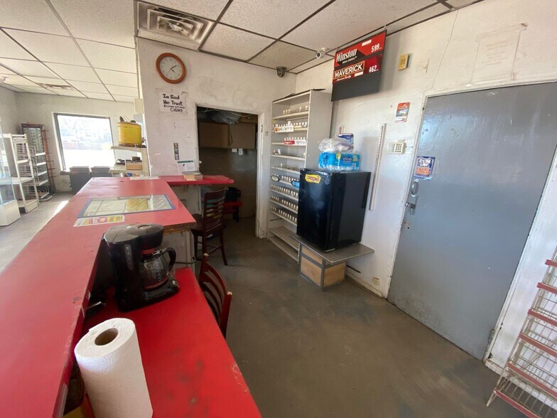 More Photos Of 925 Main St, Walsenburg Service Station For Sale