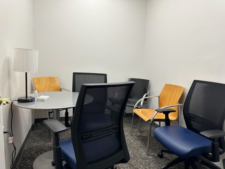 More Photos Of 510-512 Broad St, Rome Office For Sale