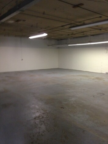 More Photos Of 86 Lackawanna Ave, Woodland Park Warehouse For Lease