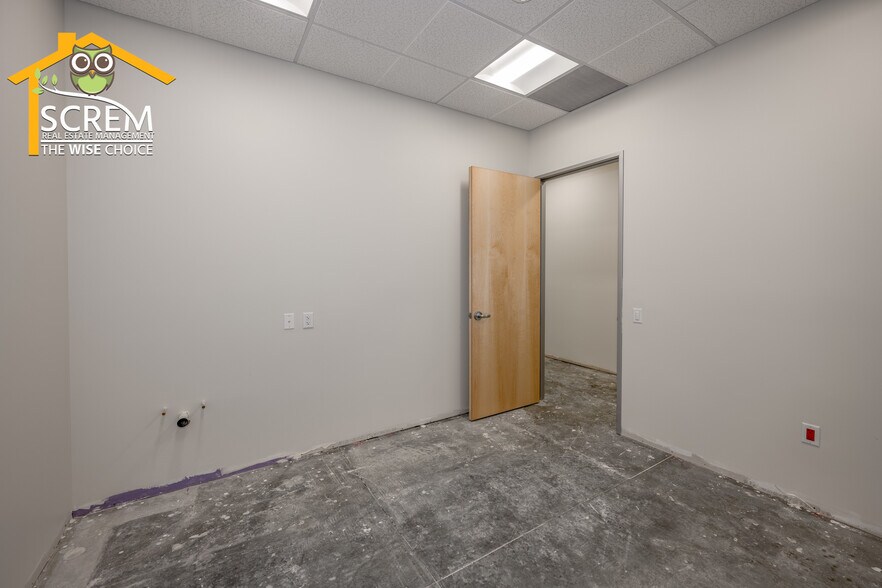 More Photos Of 25425 Orchard Village Rd, Santa Clarita Medical For Lease