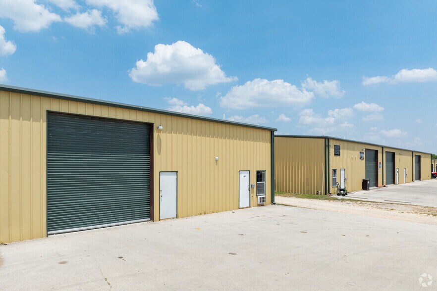 Primary Photo Of 410 Millennium Dr, Kyle Unknown For Lease