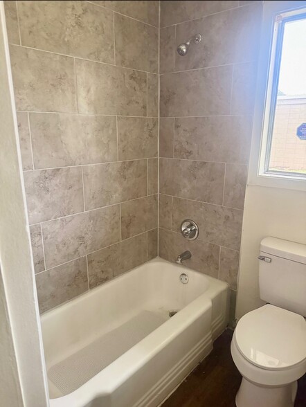 More Photos Of 205 W Moultrie Dr, Blytheville Apartments For Sale