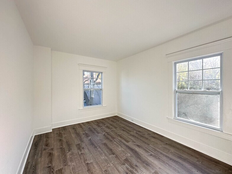 More Photos Of 2505 Genesee St, Utica Medical For Sale