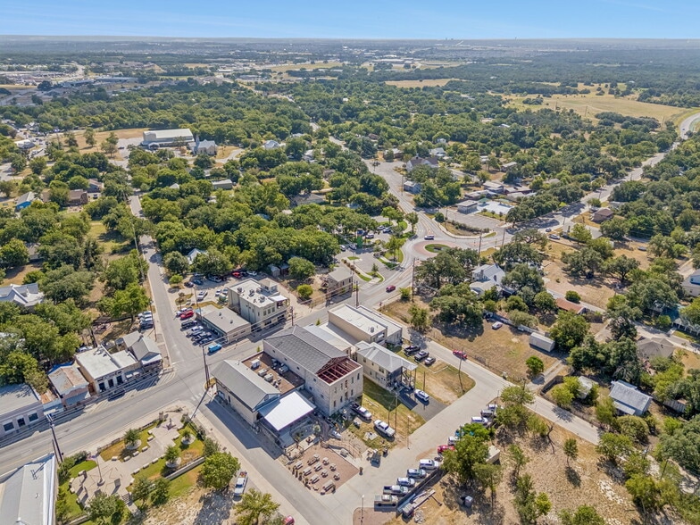 More Photos Of 923 Main St, Liberty Hill Convenience Store For Sale