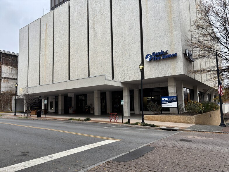 More Photos Of 828 Main St, Lynchburg Office For Lease