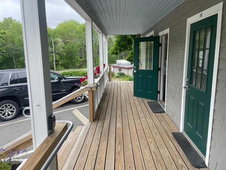 More Photos Of 4 Ellsworth Rd, Blue Hill Storefront Retail Office For Lease