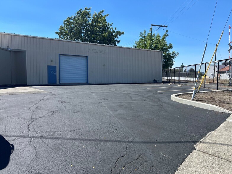 Primary Photo Of 3259 California Blvd, Napa Warehouse For Lease