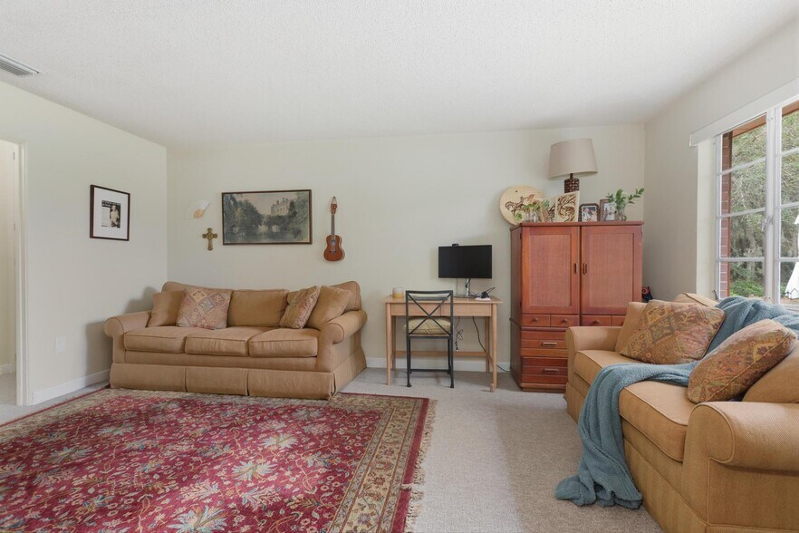 More Photos Of 642 Harwood St, Orlando Apartments For Sale