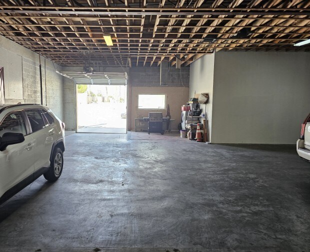 More Photos Of 611 Newman St, El Paso Warehouse For Lease