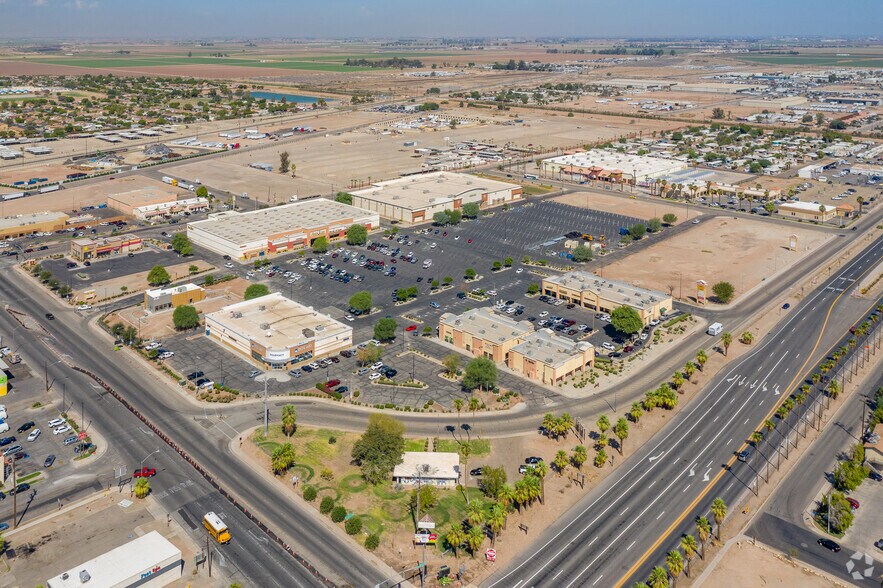 More Photos Of 1407 Imperial Ave W, Calexico Unknown For Lease