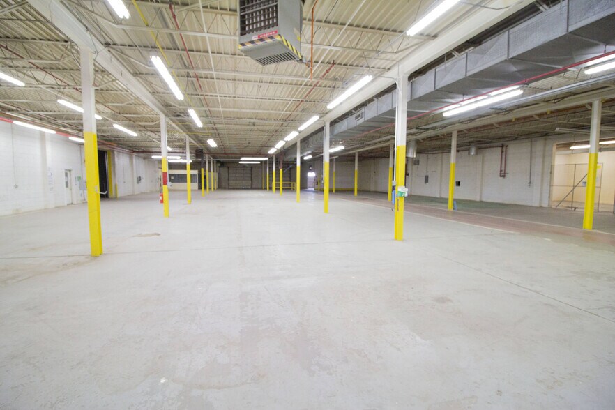More Photos Of 126 Avenue C, Springfield Manufacturing For Lease