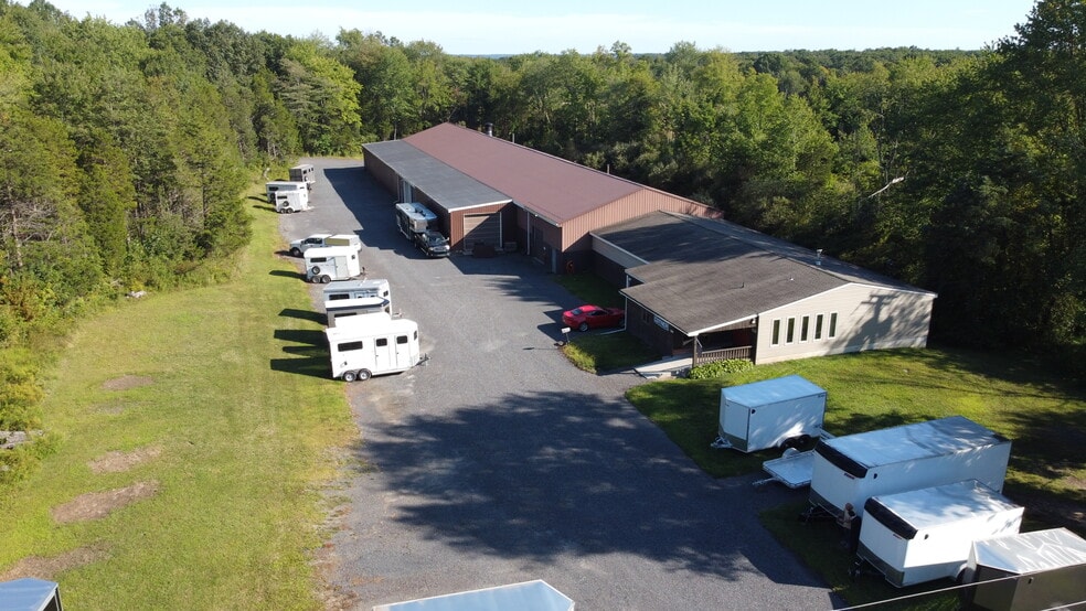 Primary Photo Of 8521 Easton Rd, Ottsville Warehouse For Lease