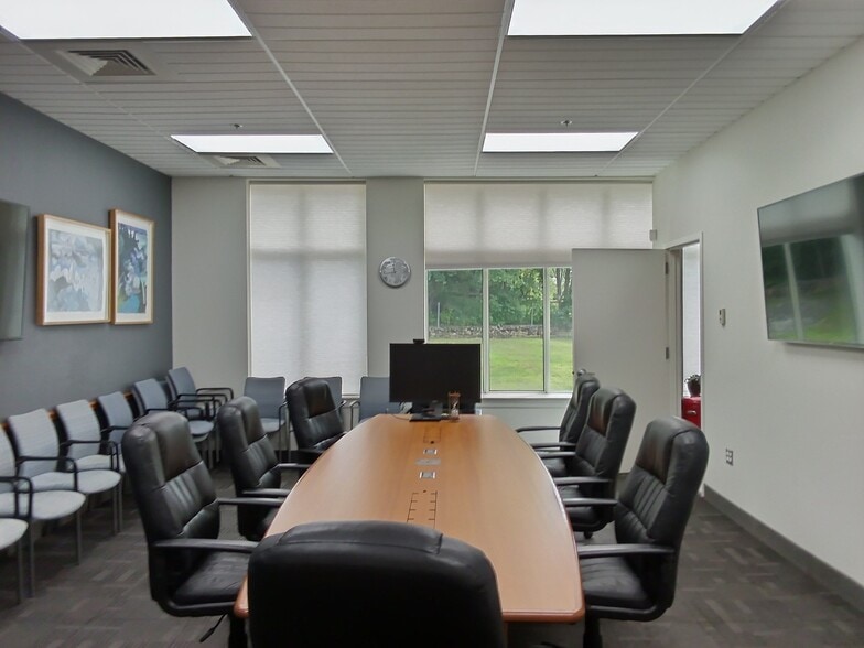 More Photos Of 114 Pleasant St, Southbridge Manufacturing For Sale