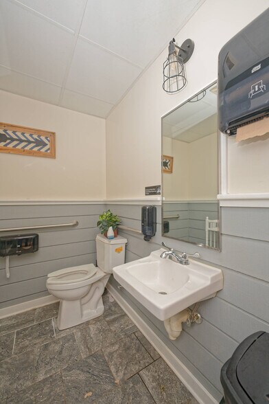 More Photos Of 106 Broad St, Schuylerville Restaurant For Sale