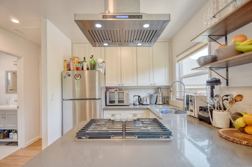 More Photos Of 1717-1721 Morton Ave, Los Angeles Apartments For Sale