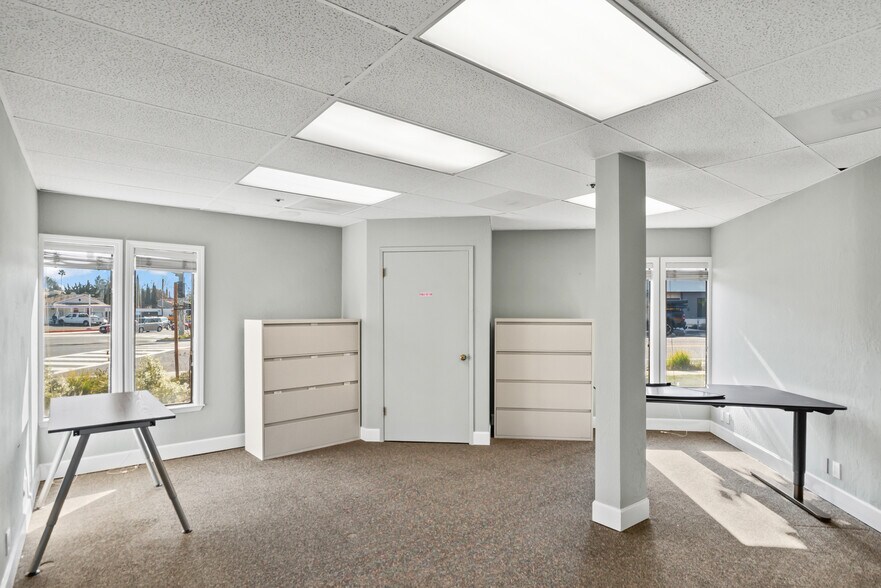 More Photos Of 10011 N Foothill Blvd, Cupertino Medical For Sale