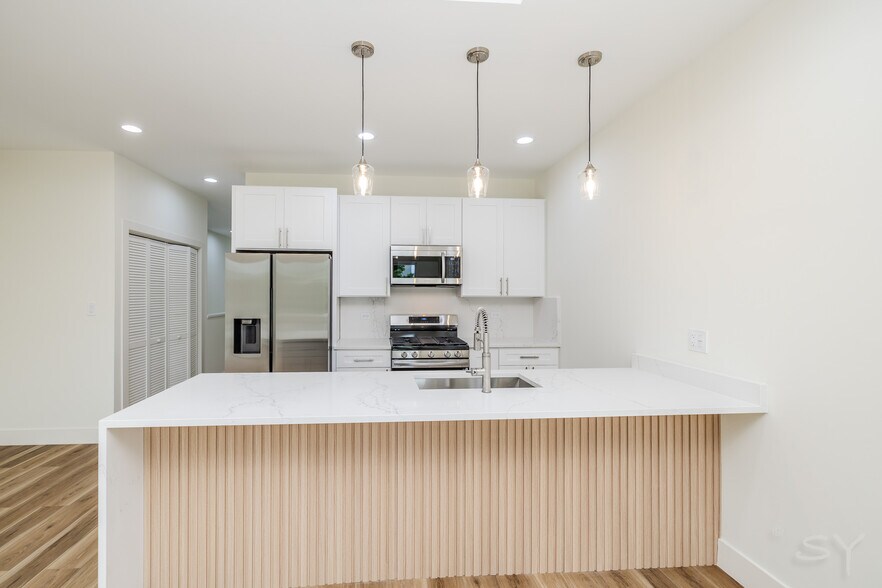 More Photos Of 2611 21st st, Chicago Apartments For Sale