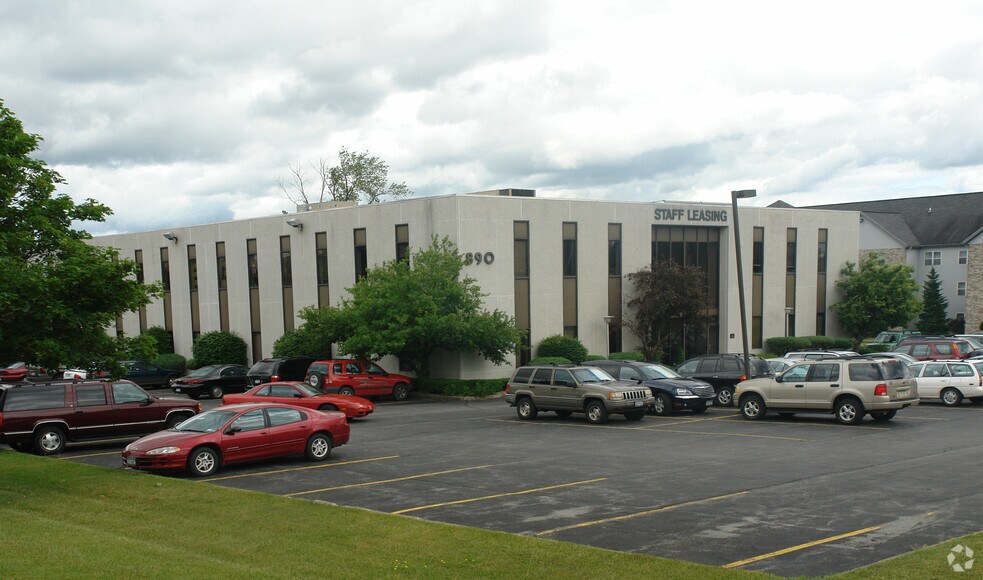 More Photos Of 890 7th North St, Liverpool Office For Lease